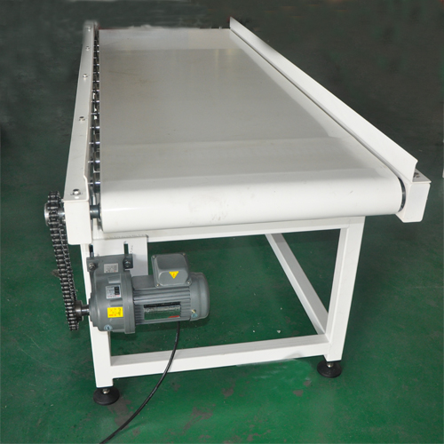 皮帶<a href=http://www.ruoranjx.com/ target='_blank'>輸送機</a>
